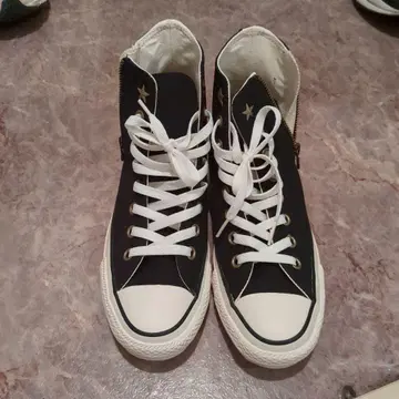 CONVERSE 블랙 하이컷 스니커즈 지퍼 포함