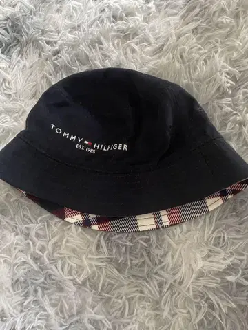 TOMMYHILFIGER 리버서블 버킷햇