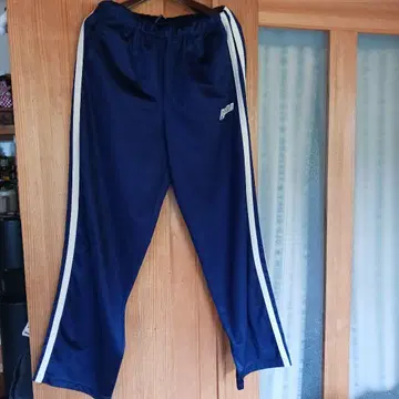 Puma 네이비 사이드 스트라이프 팬츠