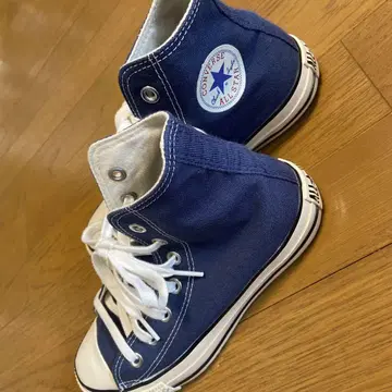 컨버스 하이컷 스니커즈