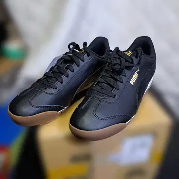 Puma 스니커즈 미사용 새상품