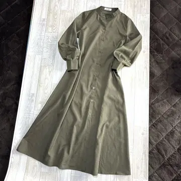 [ 미사용 새상품 ] 올리브색 긴팔 맥시 길이 셔츠 원피스 ( M )