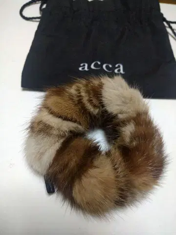 acca 퍼 머리끈 브라운 계열