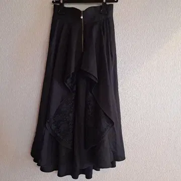axes femme 블랙 플레어 스커트