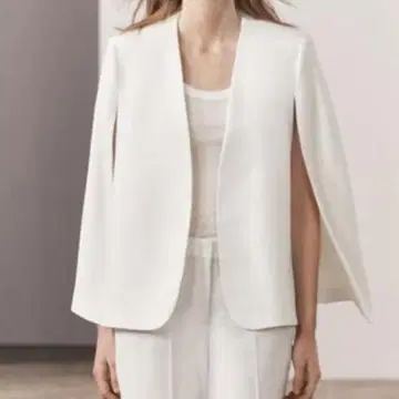 ZARA 화이트 테일러드 자켓 M 사이즈