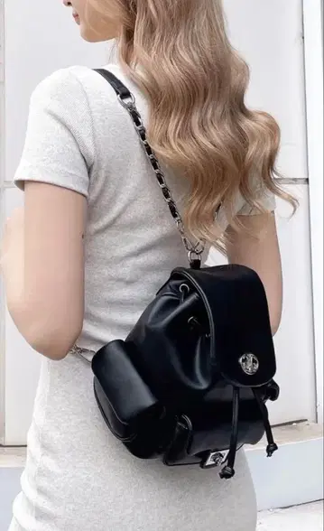 [ 새상품급 ] GYDA 포켓 디자인 미니 백팩