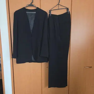 수트 와이드 팬츠 세트 / 블랙