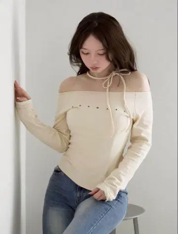 ANDMARY 메리 로고 초커 탑스