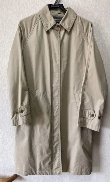 마가렛호웰 베이지 스텐카라 코트