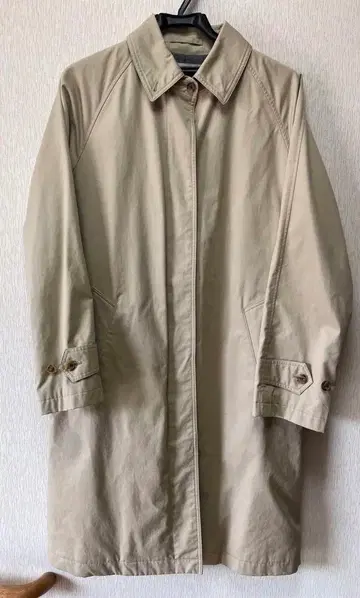 마가렛호웰 베이지 스텐카라 코트