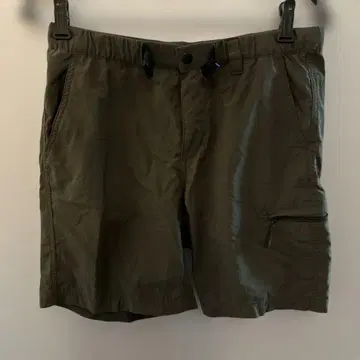 The North Face 올리브색 숏팬츠