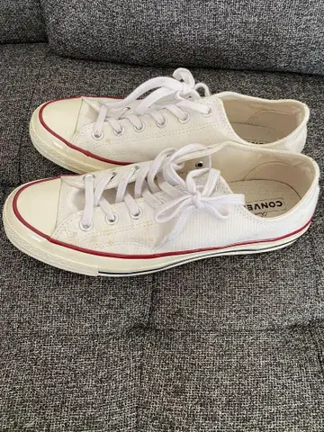 CONVERSE Chuck Taylor