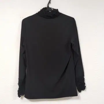 스페치오 블랙 긴팔 티셔츠