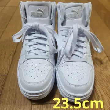 PUMA 화이트 하이컷 스니커즈