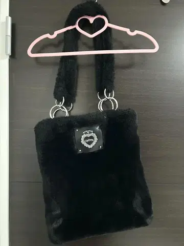 DimMoire 복슬복슬 토트백 블랙