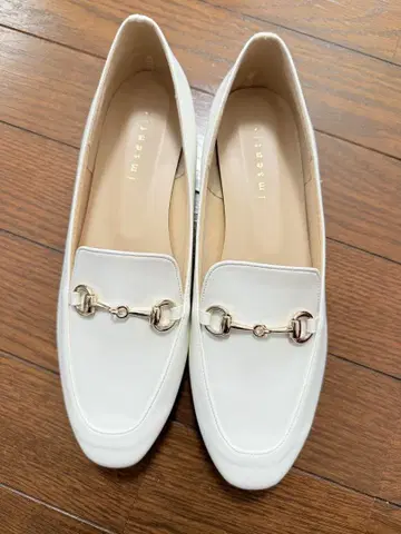 imsentir 이임산티르 로퍼 화이트 24cm 익명 배송