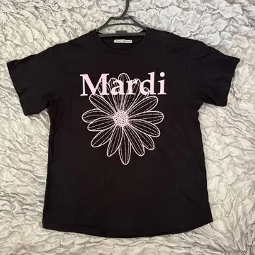 Mardi 꽃무늬 반팔 티셔츠 블랙
