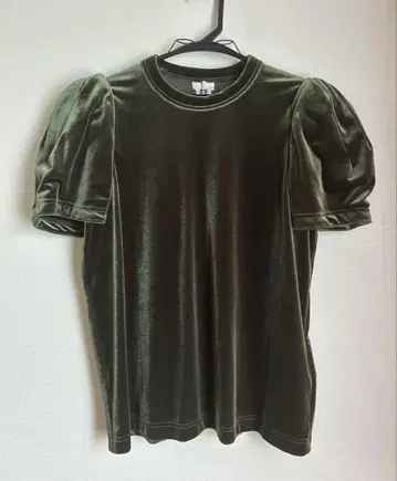 새상품 noir kei ninomiya 벨로아 퍼프 슬리브 T셔츠