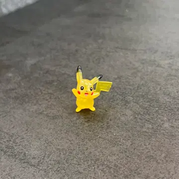 피카츄 클리어 극장 한정품 포켓몬 몬코레 익명 배송