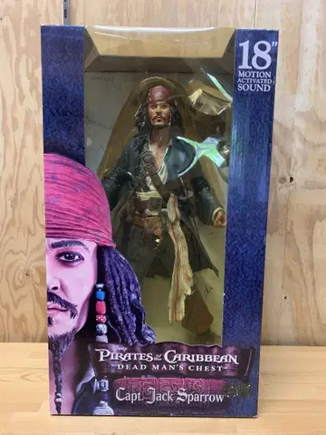 NECA 잭 스패로우 사운드 피규어