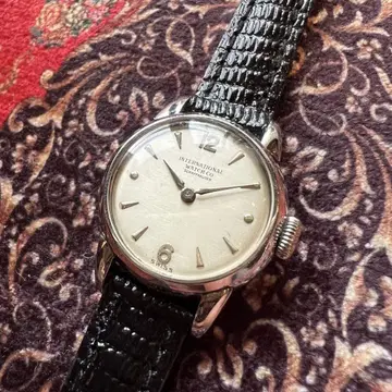 인터내셔널 워치 컴퍼니 올드 인터내셔널 IWC 새상품급