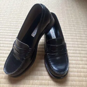 HARUTA 블랙 로퍼 23 EE