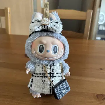 labubu 본체+ 코스튬 화이트 17cm 인형옷