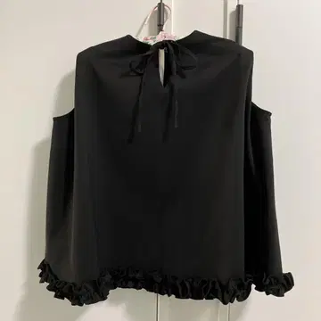 베이스먼트 온라인 블라우스