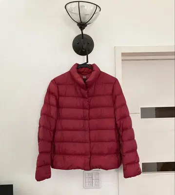 UNIQLO 유니클로 울트라 라이트 다운 자켓 와인 레드 크림슨