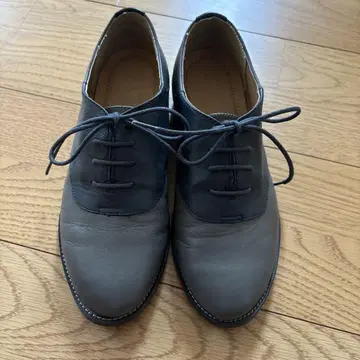 그레이 레이스업 데크 슈즈 천연 가죽 풋스타일 가죽