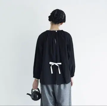 pot and tea 카포우기 블라우스 블랙
