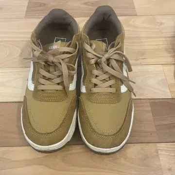 VANS 브라운 스니커즈