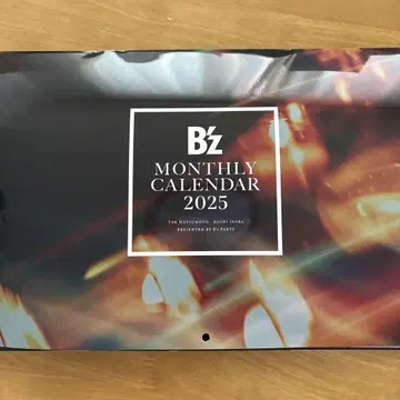B'z 2025 벽걸이 달력 중고