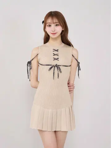 도킹 레이스업 미니 원피스