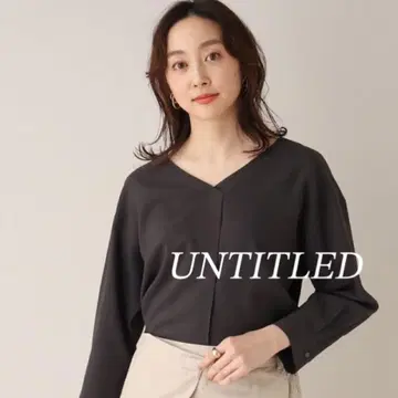 [ 미사용급 ] UNTITLED 언타이틀 트리시온 V넥 블라우스 L