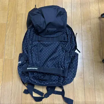 BURTON 도트 무늬 백팩