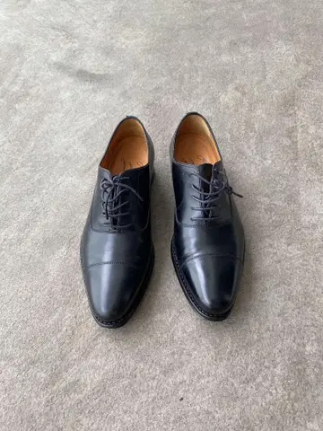 잘란 스리와야 블랙 스트레이트 팁 40