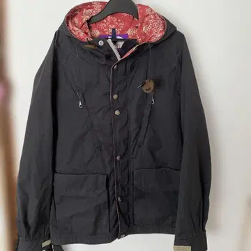 THE NORTH FACE 마운틴 파카 블랙/레드