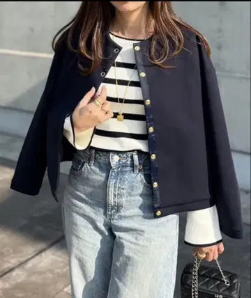엠마 테일러 노카라 자켓 네이비
