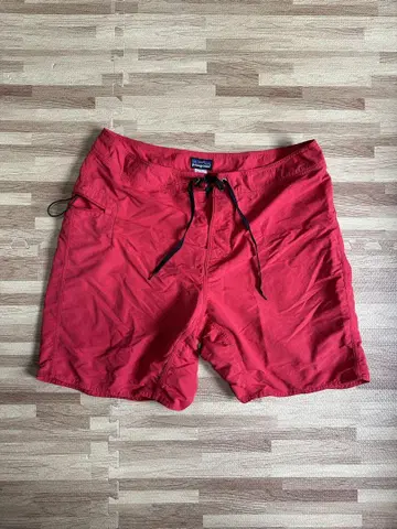 Patagonia 레드 숏팬츠