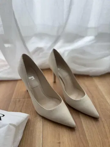 HENRI EN VARGO 펌프스 25cm CREAM 헨리엔바르고