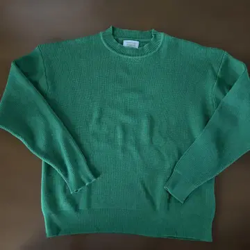 BENETTON 그린 컬러 크루넥 스웨터