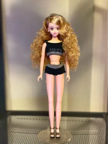 제니 인형 본체 올리브