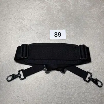 89 브리핑 숄더 스트랩 블랙