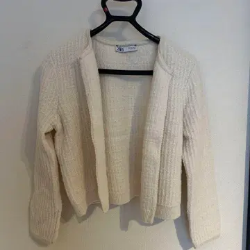 ZARA 화이트 가디건 긴팔