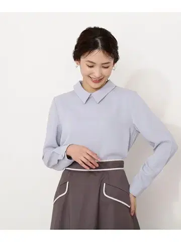 [택 포함 새상품] 내추럴 뷰티 베이직 워셔블 컬러 디테일 블라우스