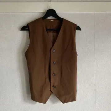 밀라 오웬 브라운 슬리브리스 베스트