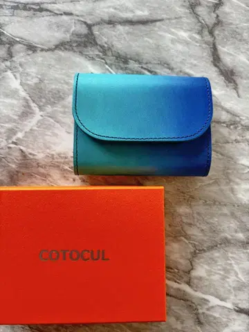 COTOCUL 그라데이션 접이식 지갑 새상품