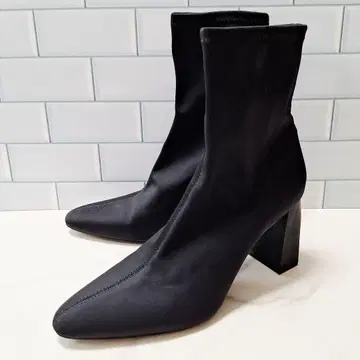 ZARA 자라 숏부츠 24.5 스트레치 삭스부츠 블랙
