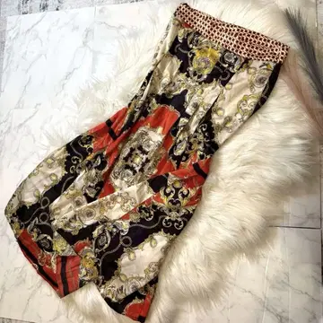 ZARA WOMAN 바로크 패턴 스커트 XS 새상품급